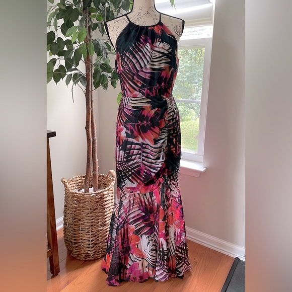 Frank Lyman Design Dresses & Skirts - Frank Lyman Design Montreal Formal Dress- Size 4